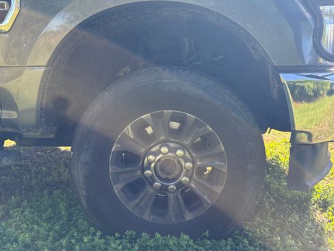 Used 2022 Ford F250 XL w/ STX Appearance Package image 8