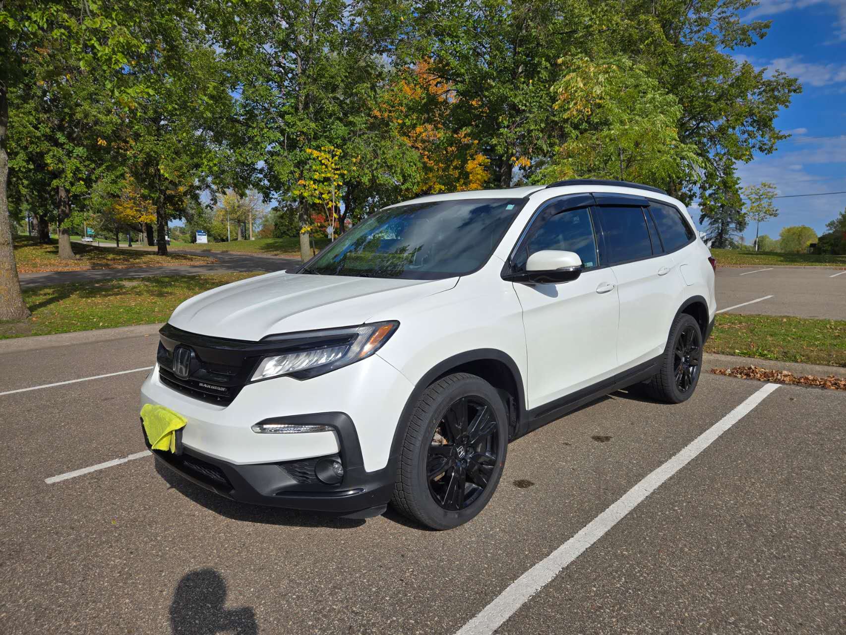 Used 2021 Honda Pilot Black Edition image 1