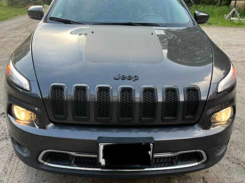 Used 2015 Jeep Cherokee Limited AWD/4WD image 2