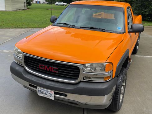 Used 2001 GMC Sierra 2500 SL RWD image 1