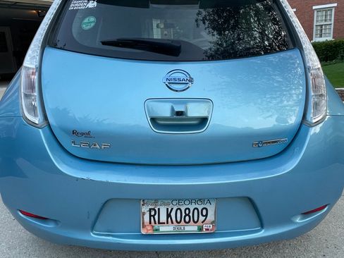 Used 2015 Nissan Leaf S w/ Charge Package FWD image 5