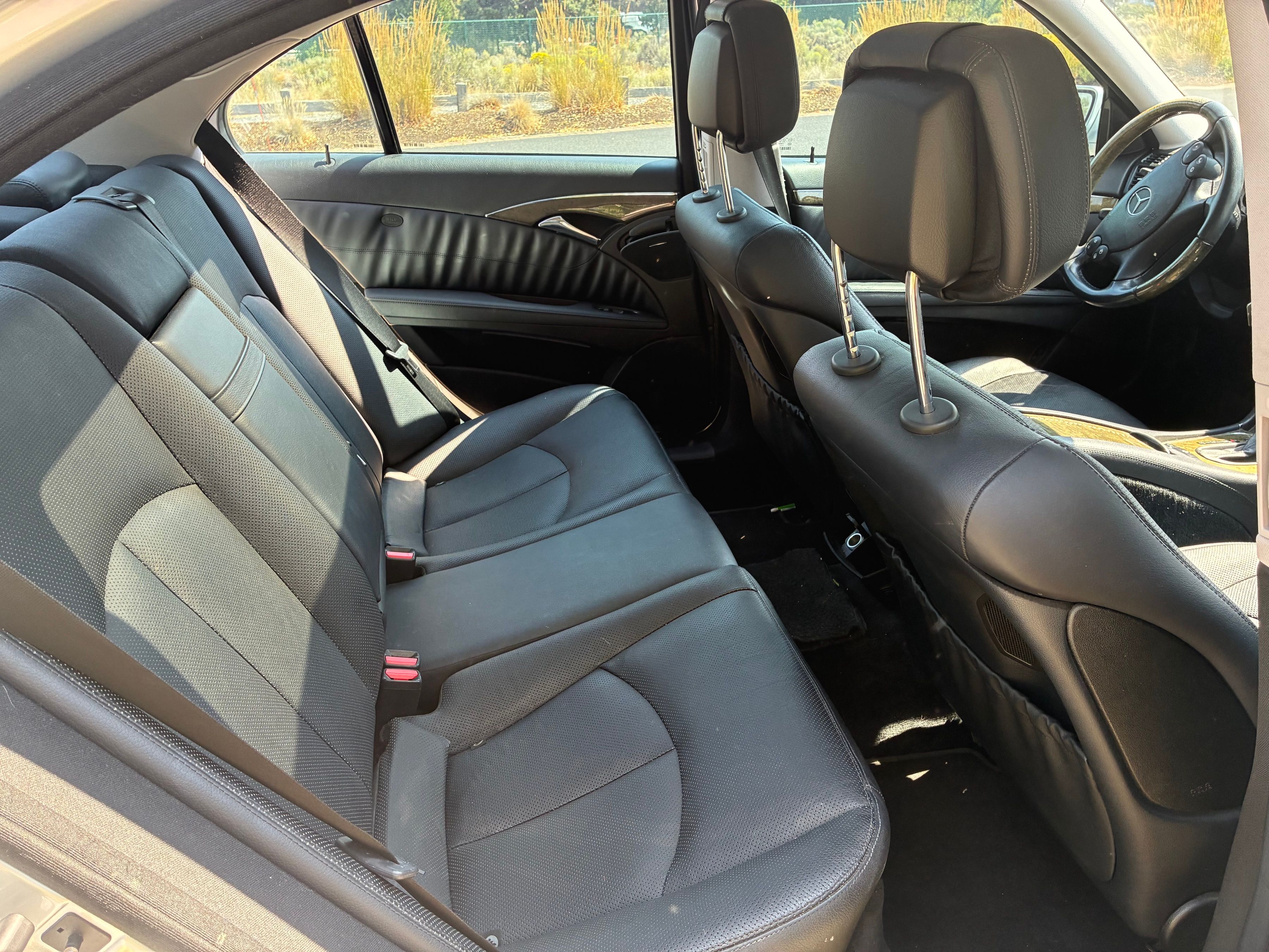 Used 2007 Mercedes-Benz E 550 4MATIC Sedan image 10