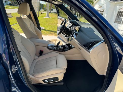 Used 2018 BMW X3 xDrive30i image 1