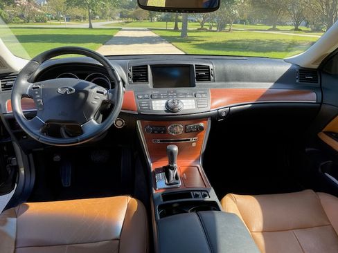 Used 2007 INFINITI M35 35 Sedan 4D w/ Technology Pkg image 9