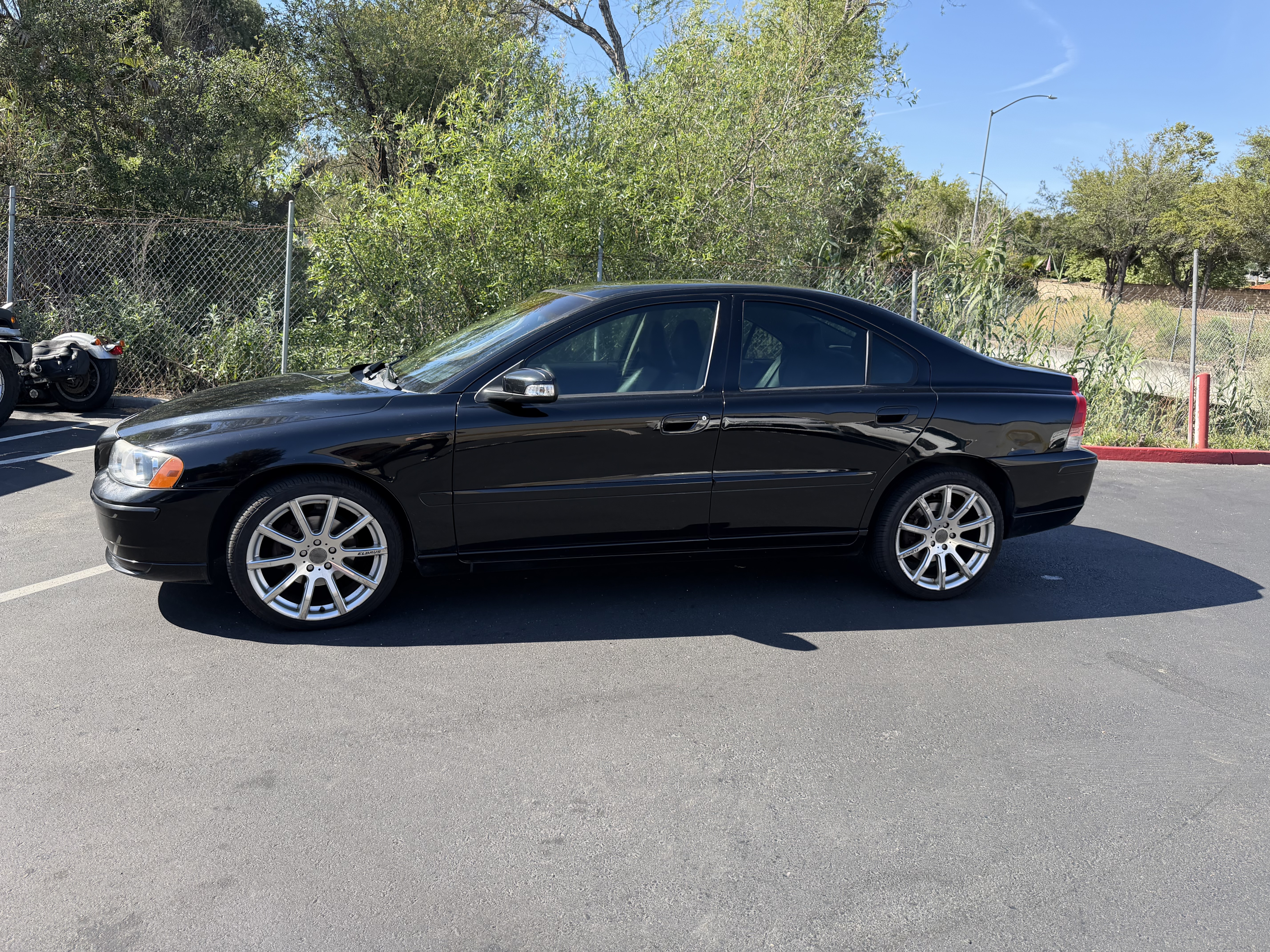 Used 2009 Volvo S60 2.5T FWD image 2