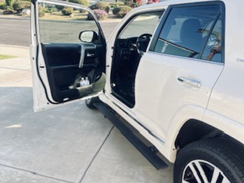 Used 2017 Toyota 4Runner Limited image 5