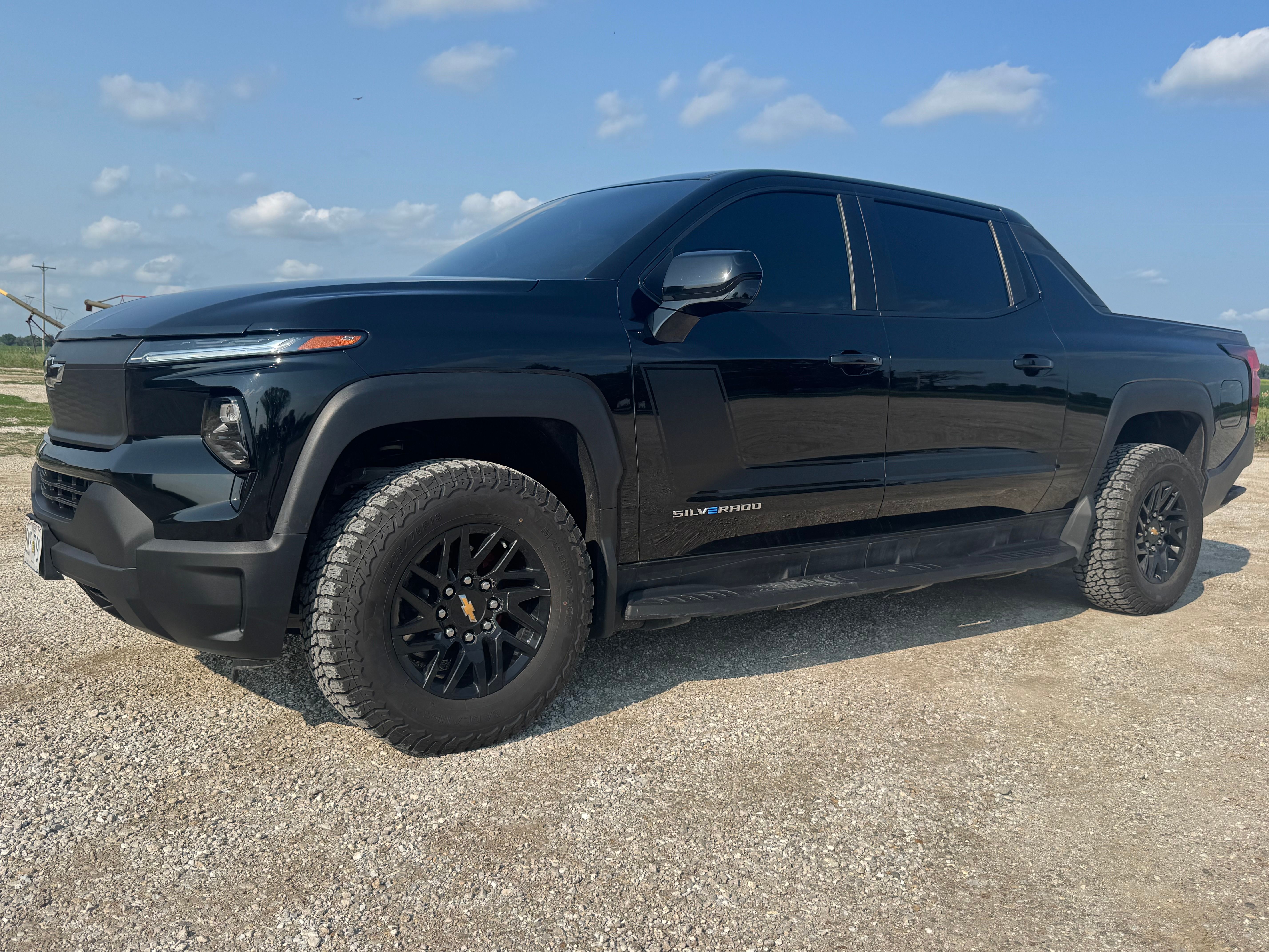 Used 2024 Chevrolet Silverado EV W/T AWD/4WD image 1