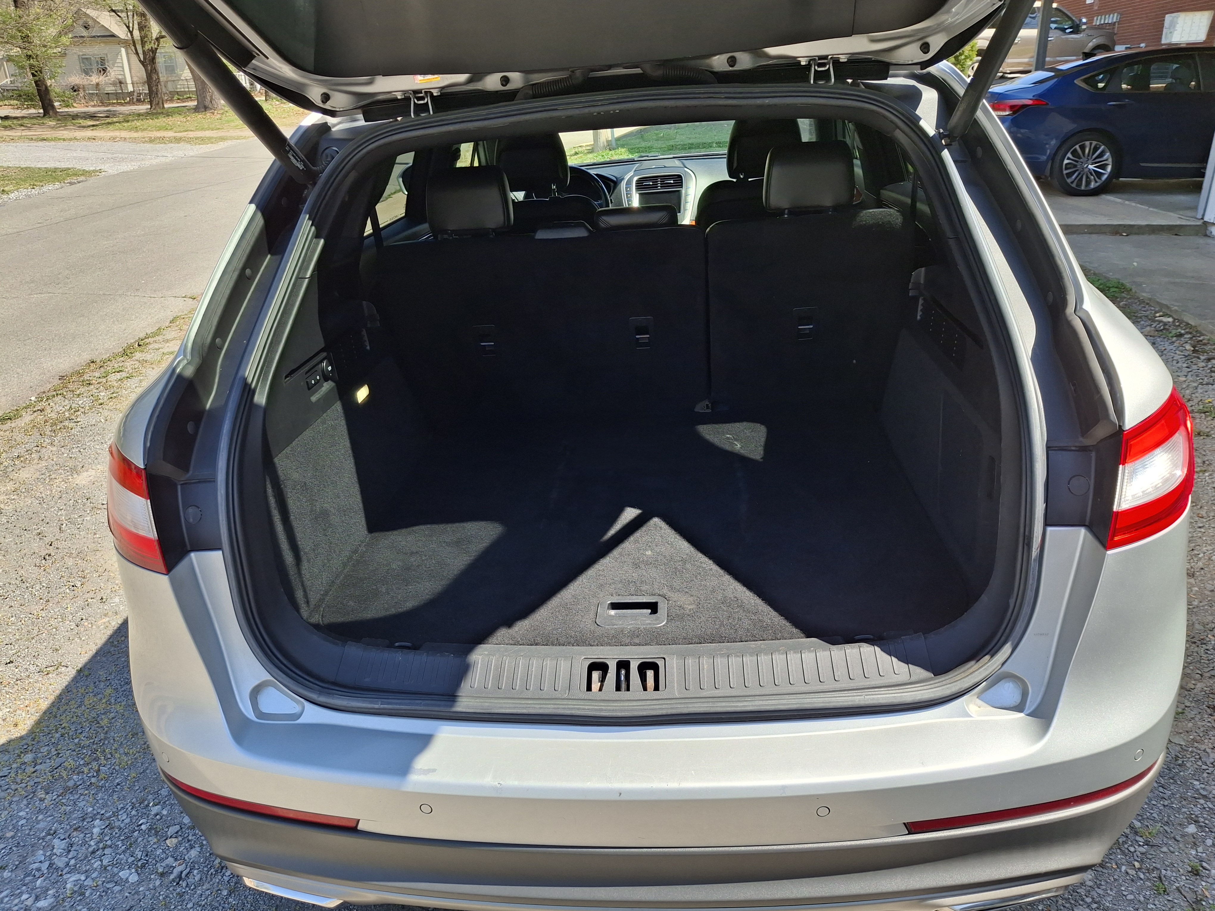 Used 2017 Lincoln MKX Reserve FWD image 6
