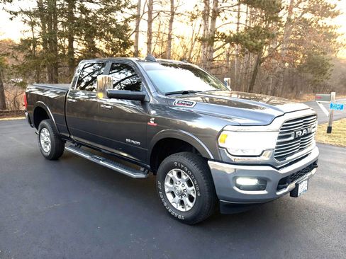 Used 2022 RAM 2500 Laramie AWD/4WD image 4