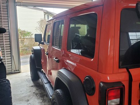 Used 2020 Jeep Wrangler Unlimited Sport S w/ Sun And Sound Package image 4