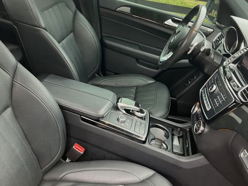 Used 2019 Mercedes-Benz GLS 450 4MATIC image 15