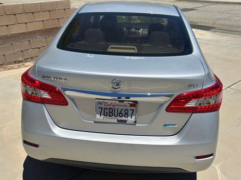 Used 2014 Nissan Sentra SV FWD image 4