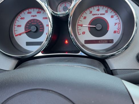 Used 2007 Pontiac Solstice Convertible w/ Preferred Package RWD image 11