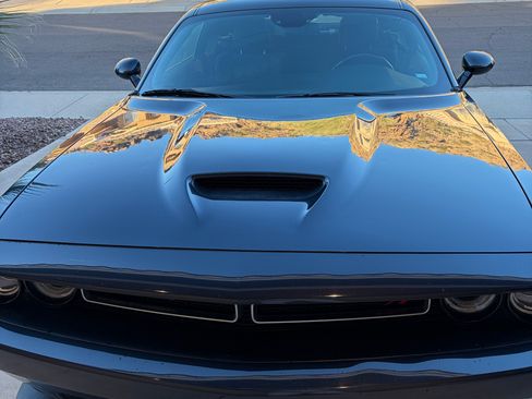 Used 2019 Dodge Challenger R/T image 6