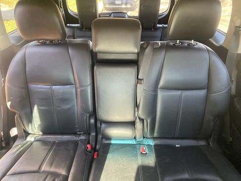 Used 2013 Nissan Pathfinder SL image 9