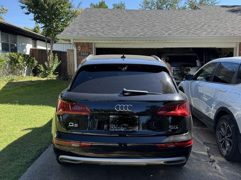 Used 2018 Audi Q5 2.0T Premium Plus w/ Premium Plus Package image 2