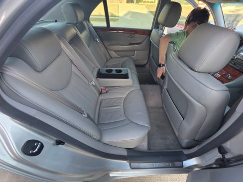 Used 2006 Lexus LS 430 image 19