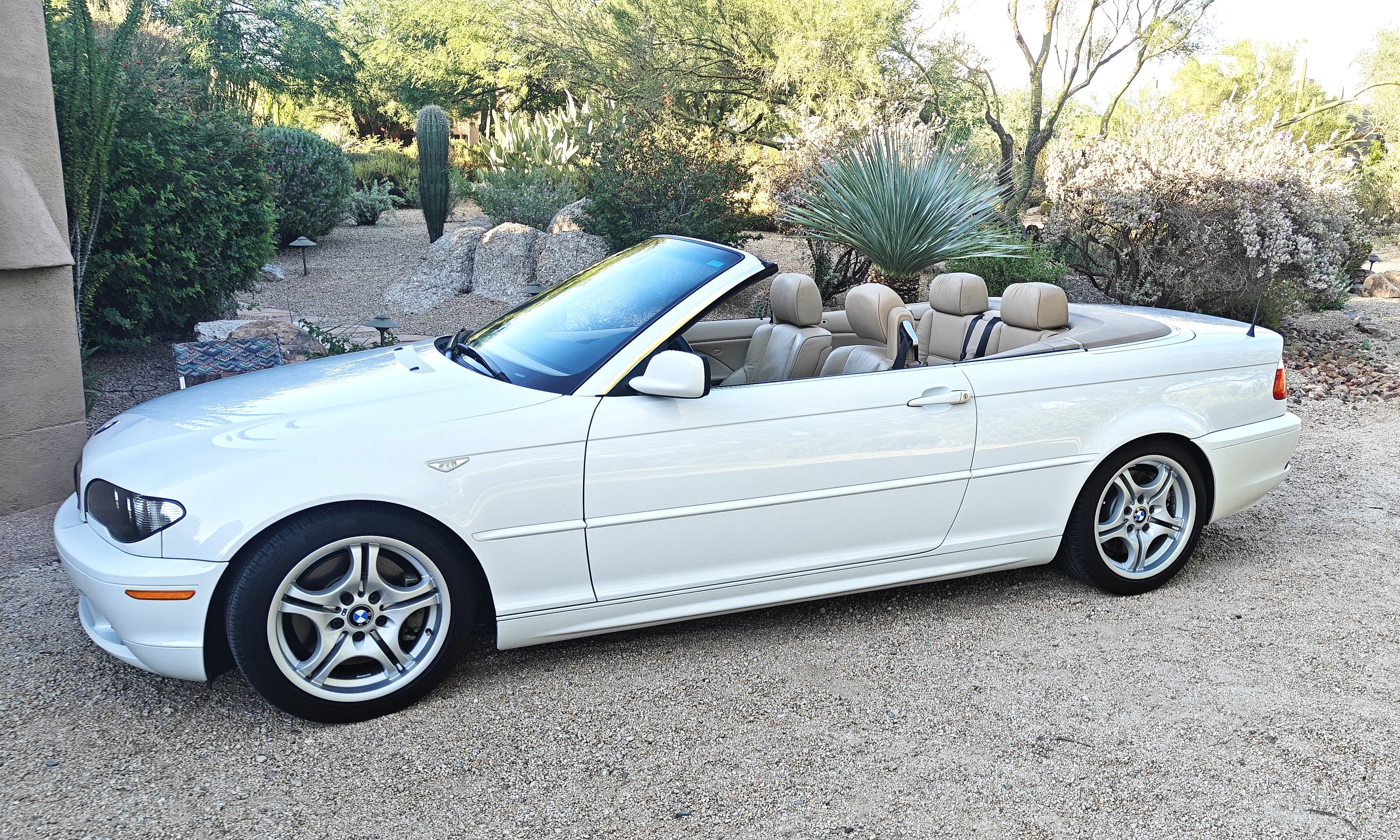 Used 2005 BMW 330Ci Convertible RWD image 1