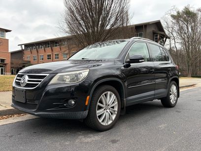 Used 2009 Volkswagen Tiguan SE