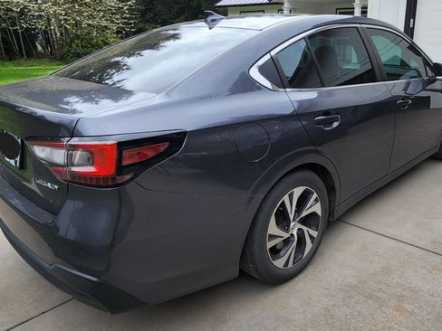 Used 2022 Subaru Legacy Premium image 8