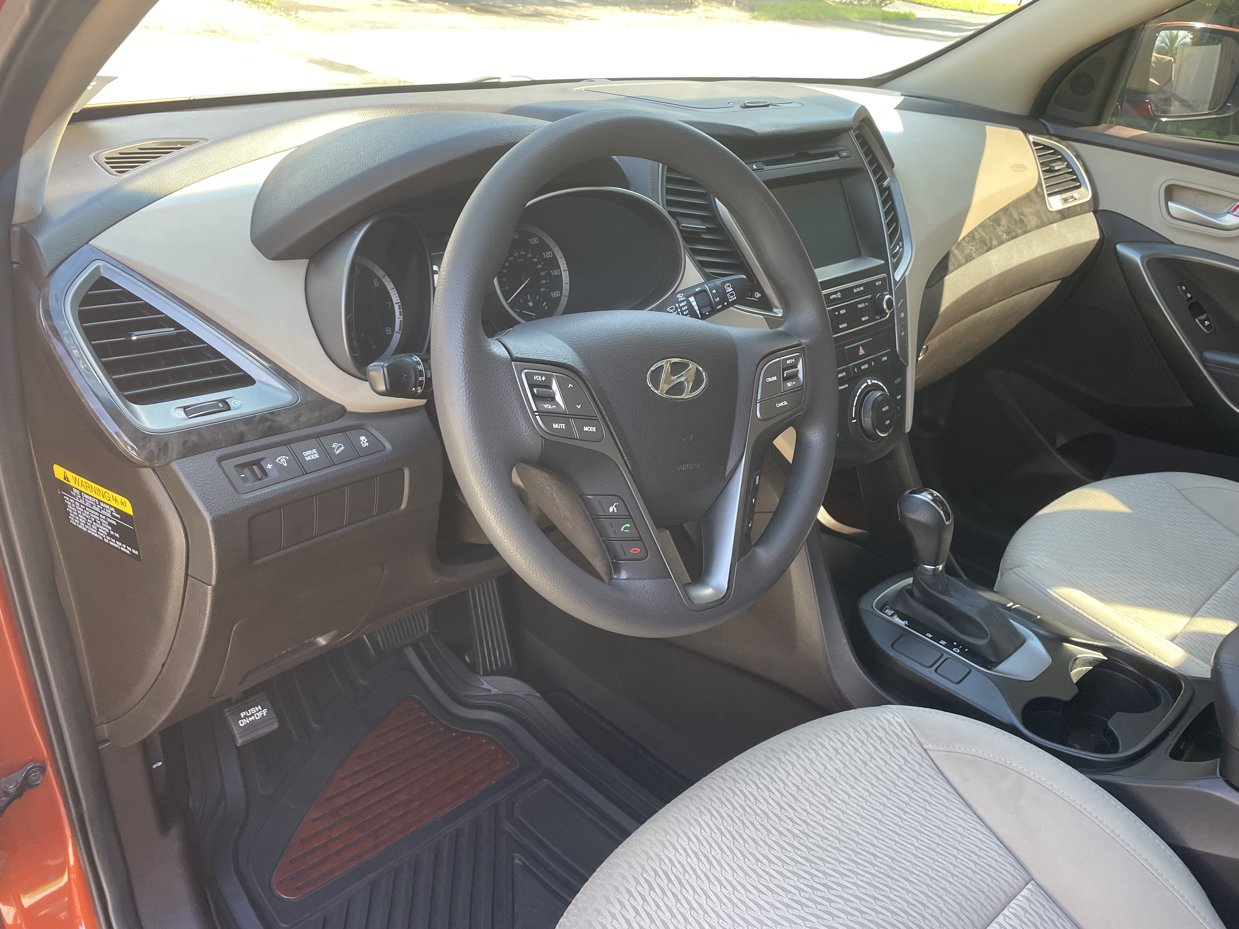 Used 2017 Hyundai Santa Fe Sport FWD image 13