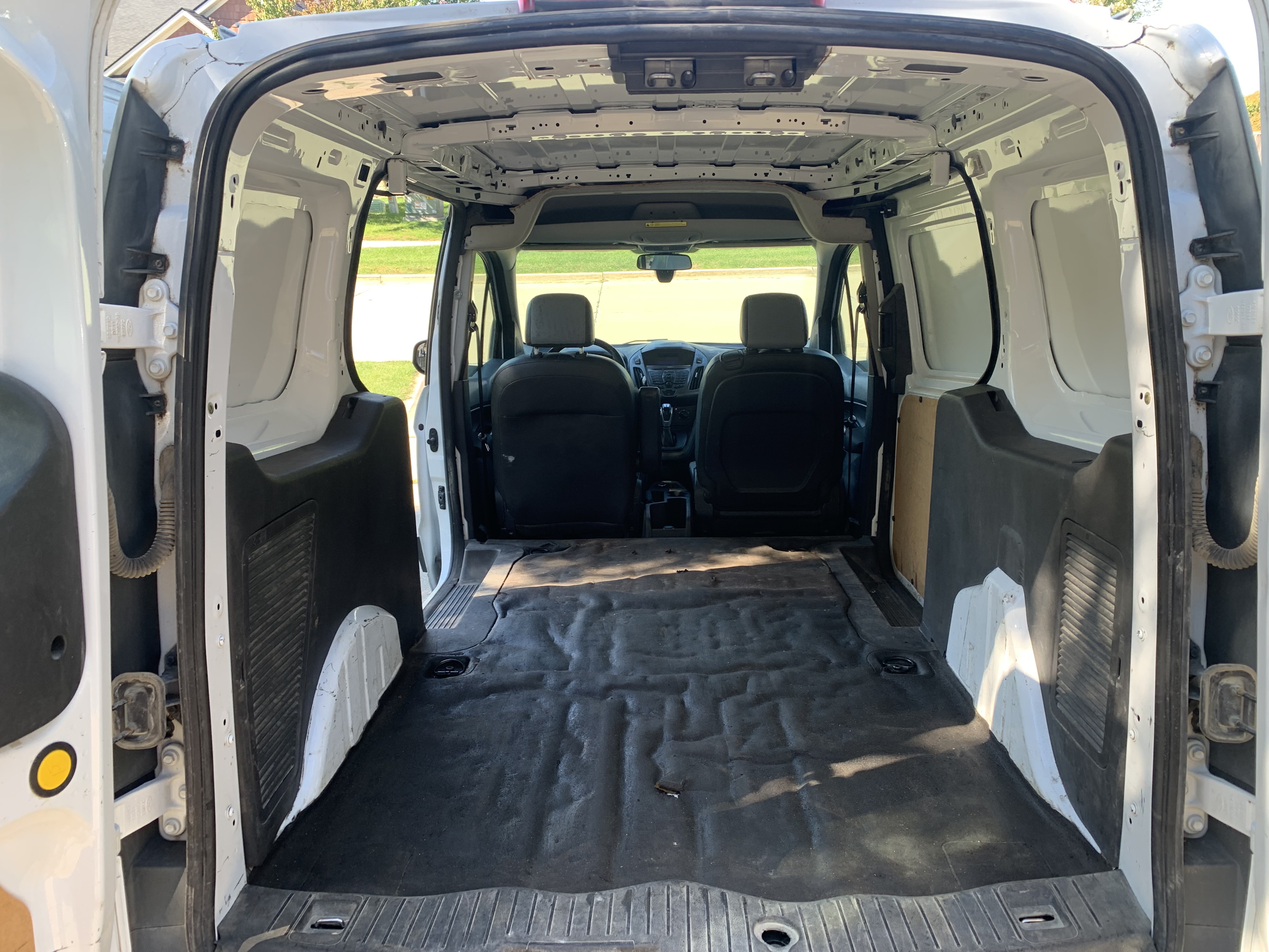 Used 2014 Ford Transit Connect XL FWD image 4