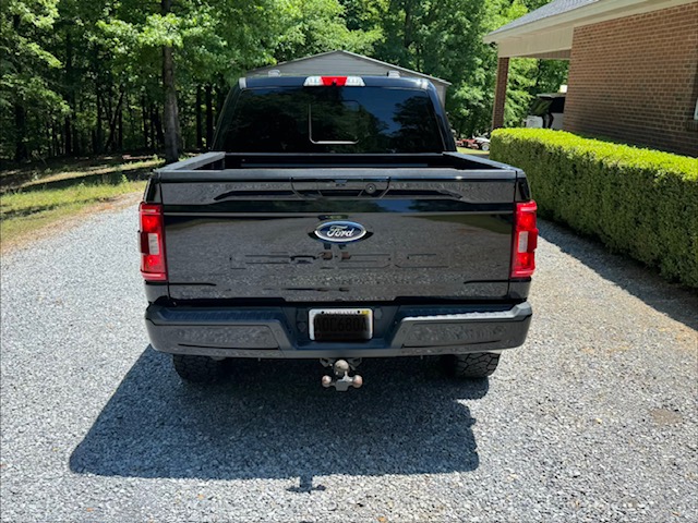 Used 2022 Ford F150 XLT w/ Equipment Group 302A High AWD/4WD image 9