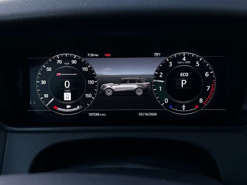 Used 2018 Land Rover Range Rover Velar R-Dynamic SE AWD/4WD image 5