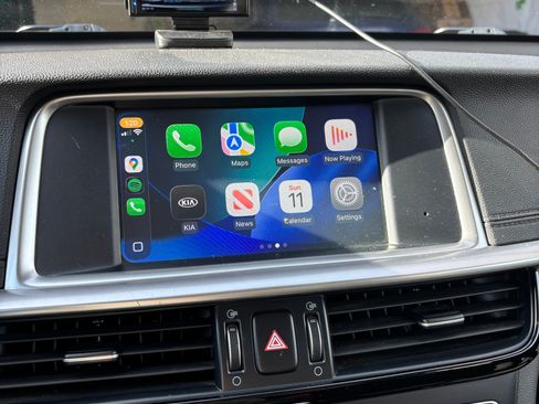 Used 2020 Kia Optima LX image 15