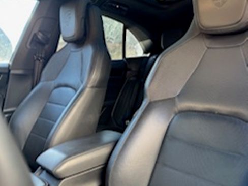 Used 2024 Porsche Macan 4 Electric image 5