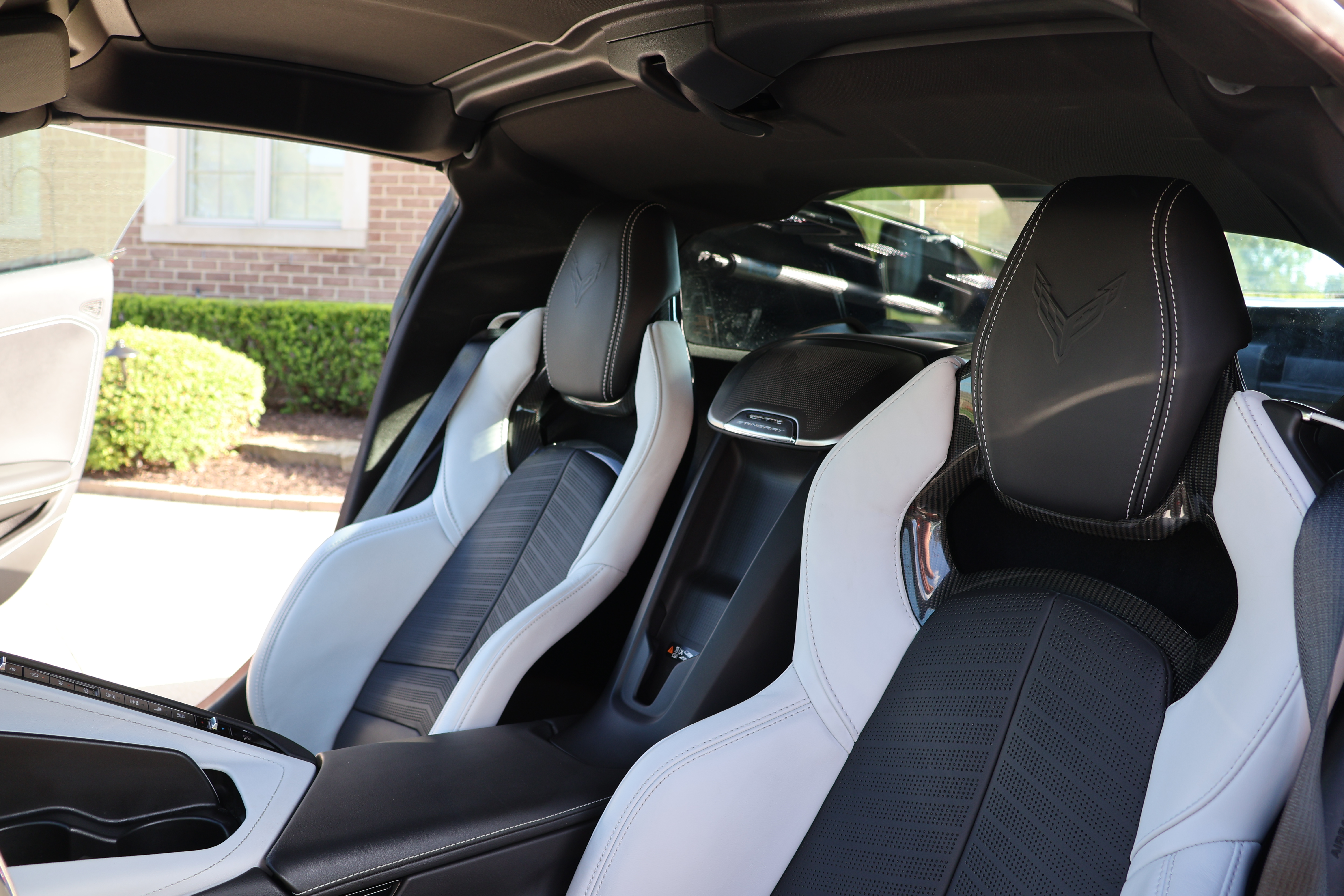 Used 2021 Chevrolet Corvette Stingray Preferred Cpe w/ Z51 Performance Package RWD image 21