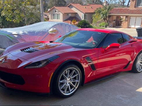 Used 2019 Chevrolet Corvette Grand Sport image 2