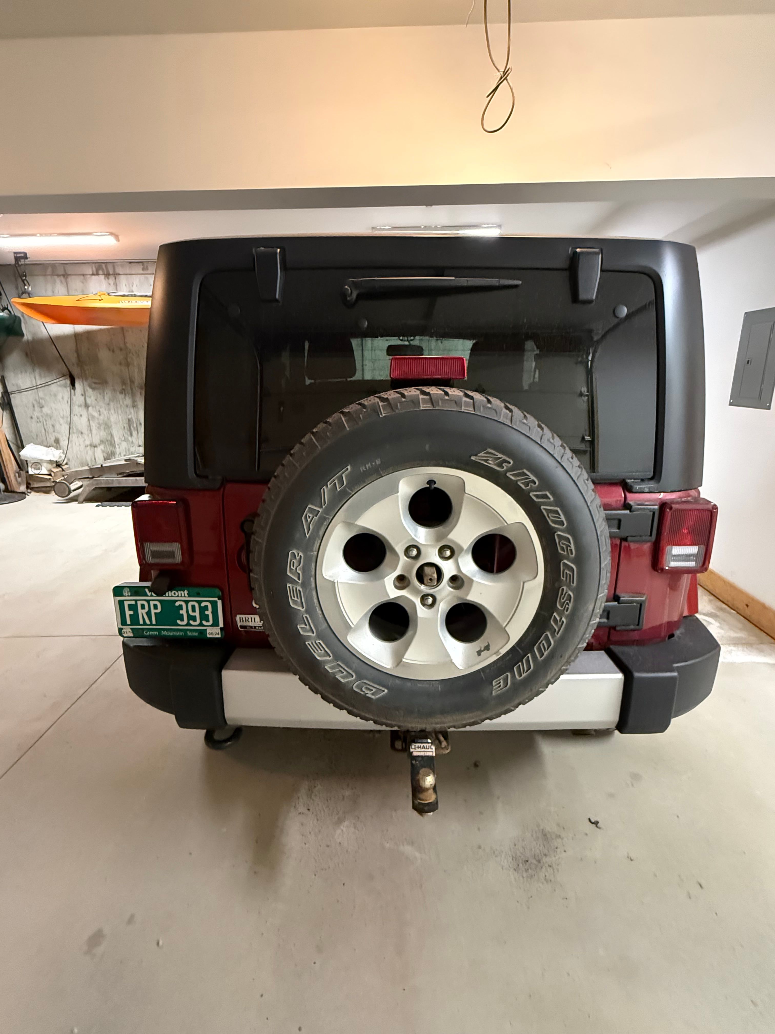 Used 2013 Jeep Wrangler Sahara w/ Dual Top Group AWD/4WD image 2