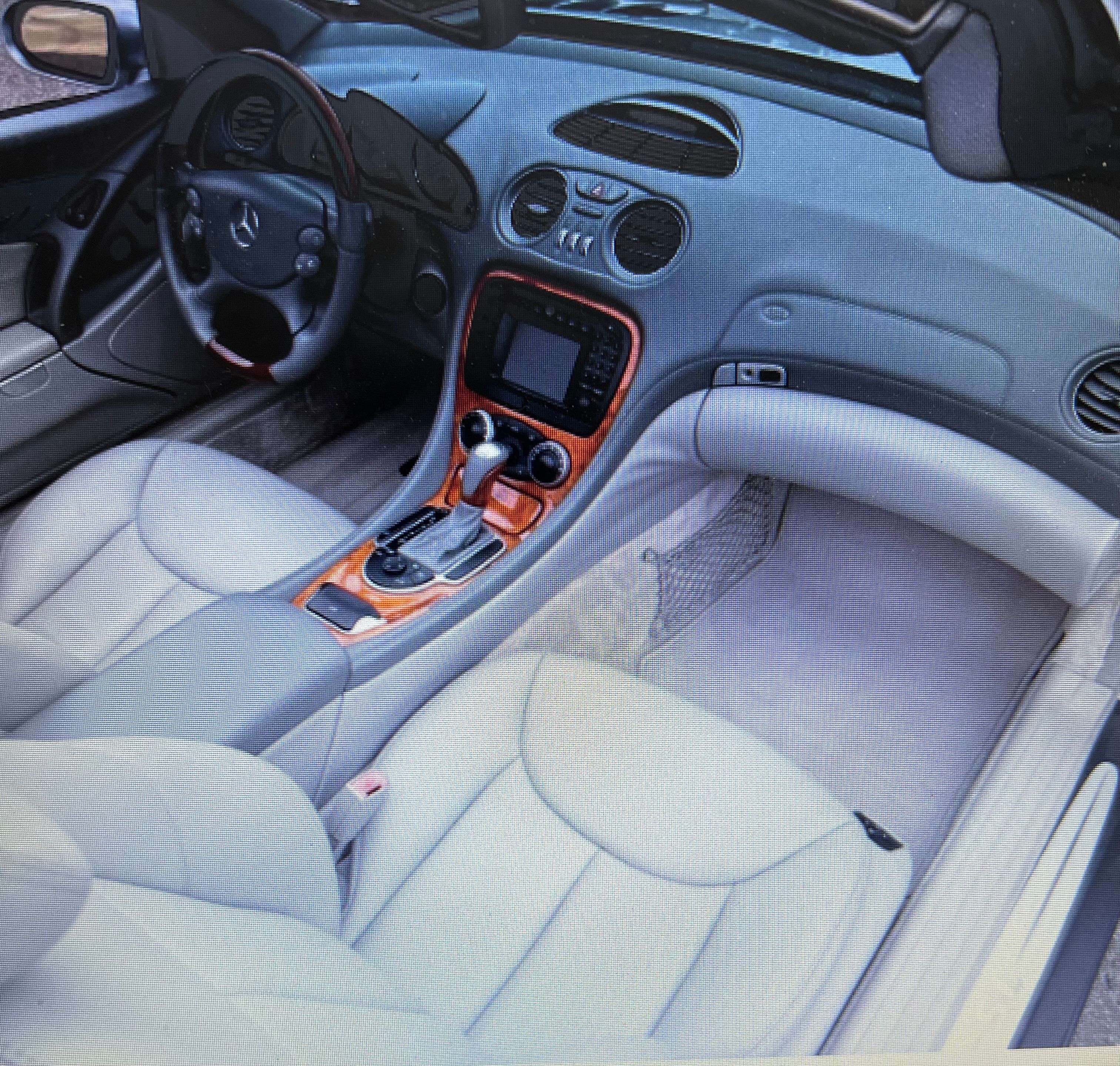 Used 2004 Mercedes-Benz SL 500 image 12