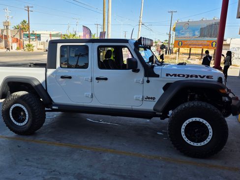 Used 2023 Jeep Gladiator Mojave w/ Trailer Tow Package image 12