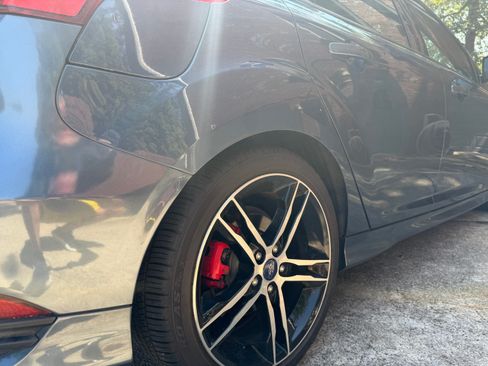Used 2018 Ford Focus ST w/ Equipment Group 401A FWD image 10