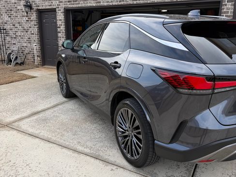 Used 2026 Lexus RX 450h AWD w/ Convenience Package image 12