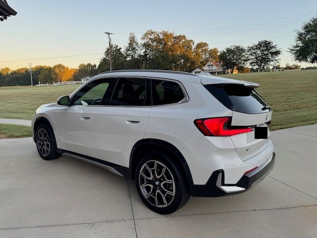Used 2023 BMW X1 xDrive28i w/ Premium Package AWD/4WD image 12