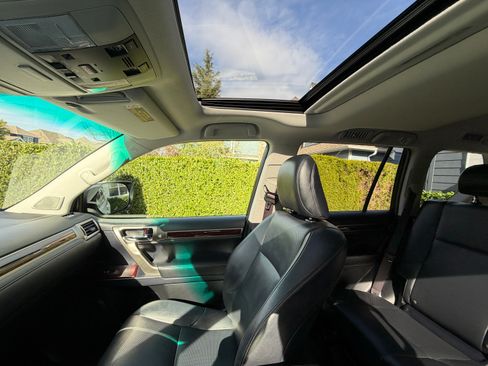 Used 2017 Lexus GX 460 Luxury image 13