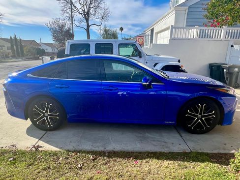 Used 2021 Toyota Mirai image 8