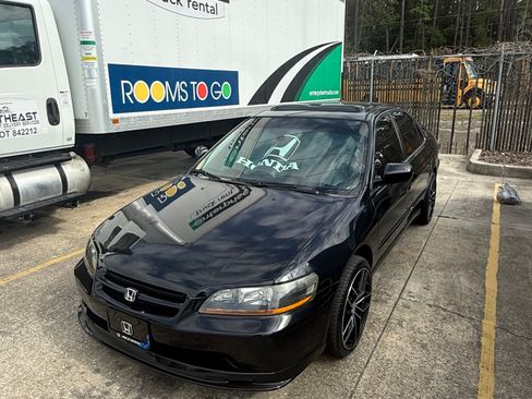 Used 2000 Honda Accord EX image 10