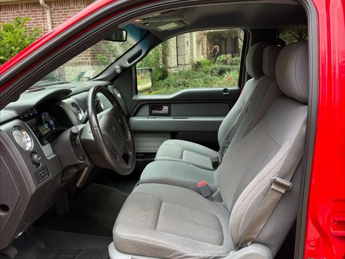 Used 2014 Ford F150 XLT w/ Equipment Group 302A Luxury RWD image 10