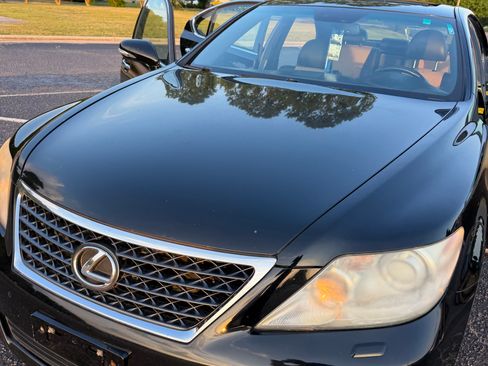 Used 2012 Lexus LS 460 w/ Sport Pkg RWD image 11