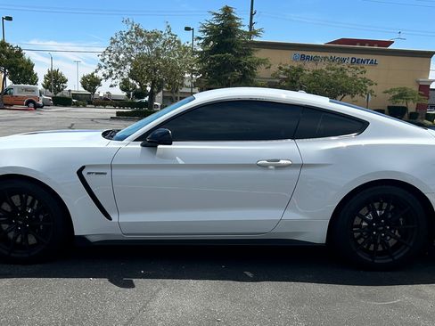 Used 2018 Ford Mustang Shelby GT350 w/ Electronics Package RWD image 6