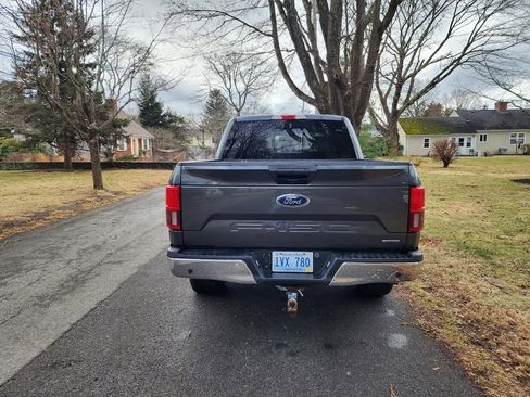 Used 2018 Ford F150 XLT w/ Equipment Group 302A Luxury image 5