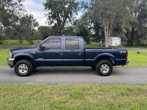 Used 2003 Ford F250 Lariat AWD/4WD image 4