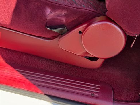 Used 1994 Ford Explorer Sport image 16