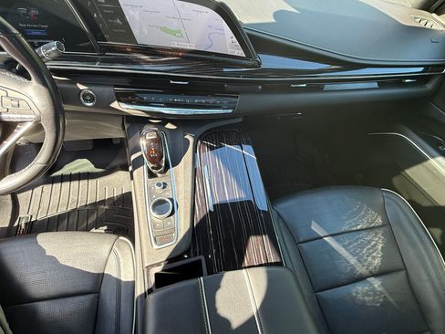 Used 2021 Cadillac Escalade Sport AWD/4WD image 10