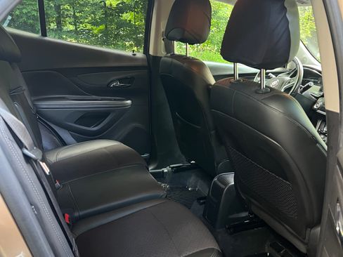 Used 2019 Buick Encore Preferred AWD/4WD image 11