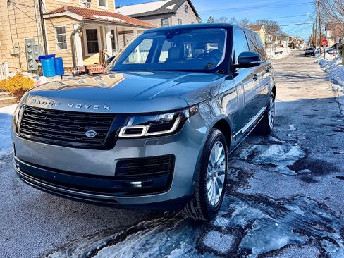 Used 2018 Land Rover Range Rover HSE image 4